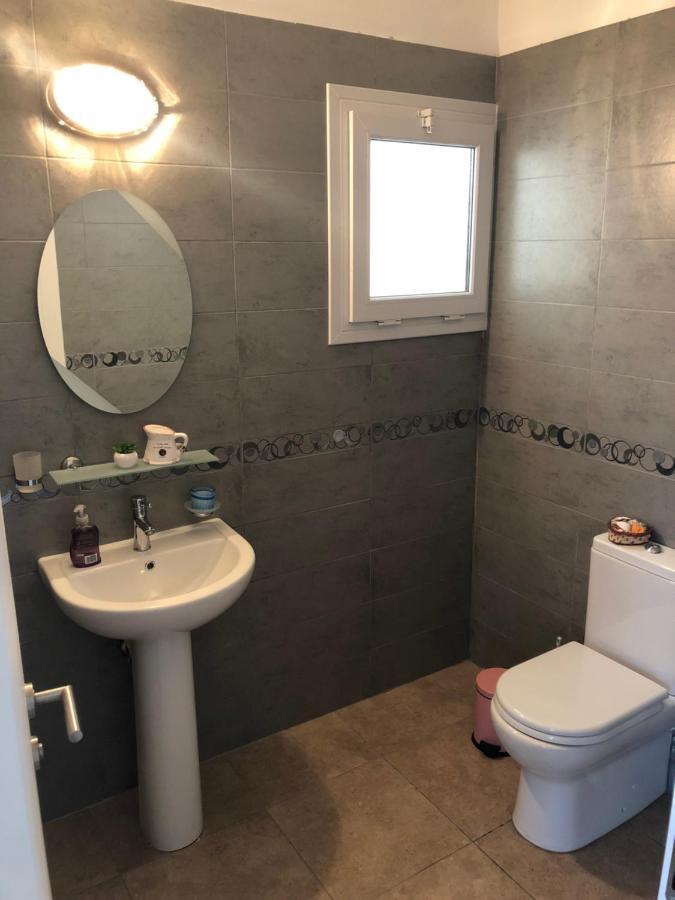 Reflex Apartment Spacious And Comfortable Nicosia Exteriör bild